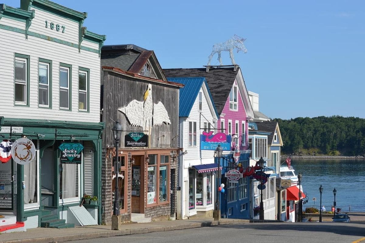 Colorful local storefronts along the waterfront in Bar Harbor, Maine